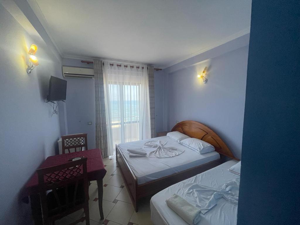 Hotel Ferrara دراس المظهر الخارجي الصورة